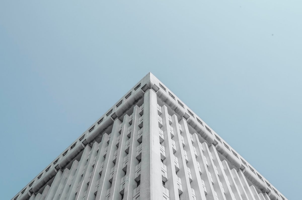 半岛体育：海风与汗水交织的生活方式