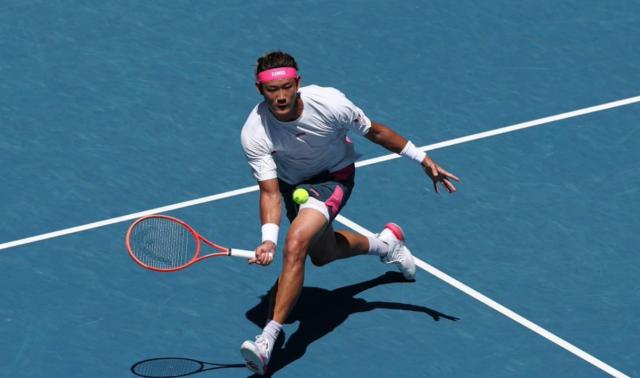 九游娱乐app-张之臻又倒在五盘大战 四连败后如何保持信心？